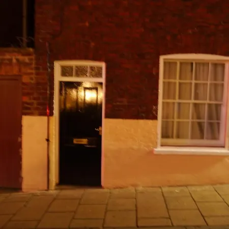 No.4 Cumberland Street * 요크